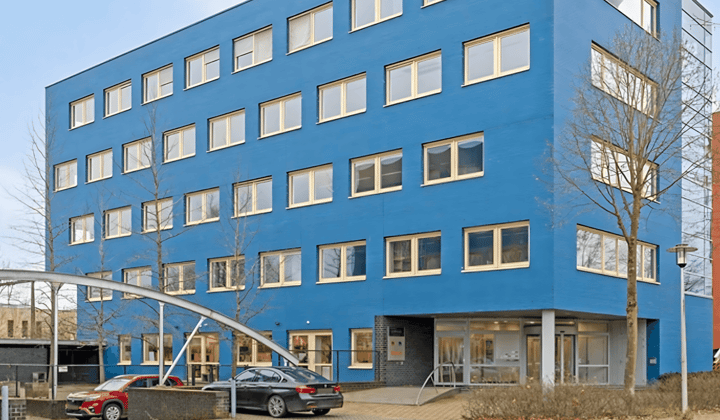 Bedrijfsruimte · €500,-