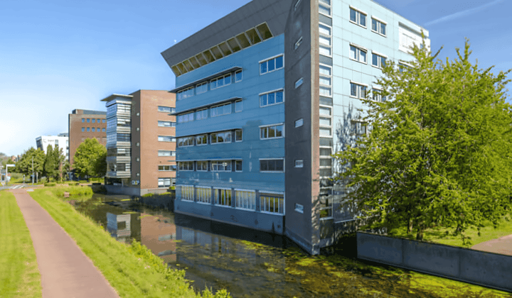 Bedrijfsruimte · €500,-