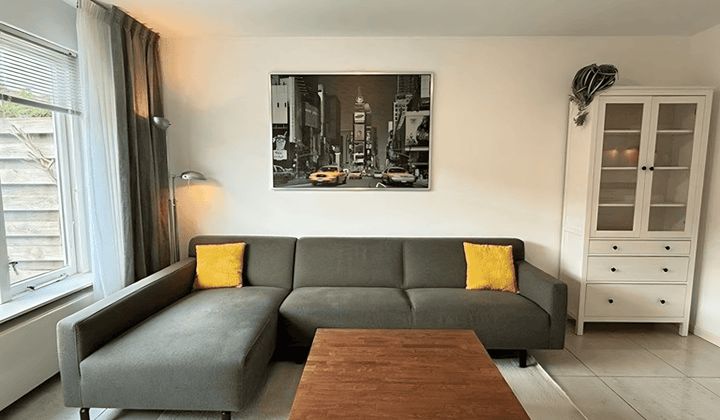 Huis · 98 m² · €3200,-