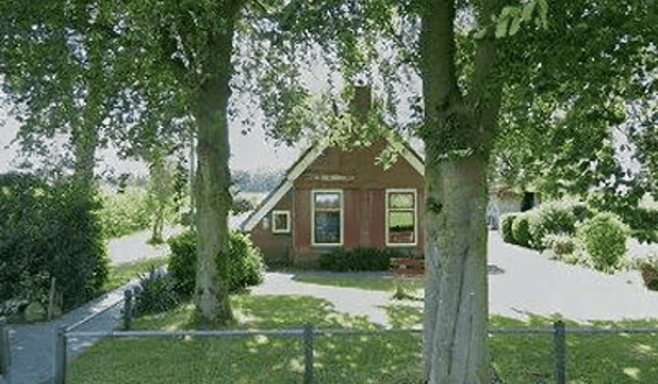 Kamer · 85 m² · €695,-