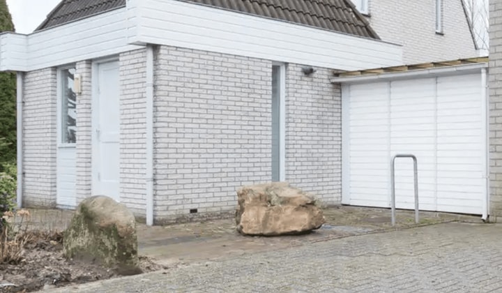 Huis · €1350,-