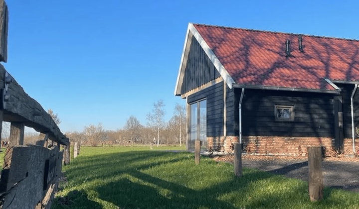 Huis · €2684,-