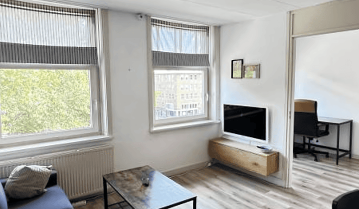 Huis · 50 m² · €2200,-